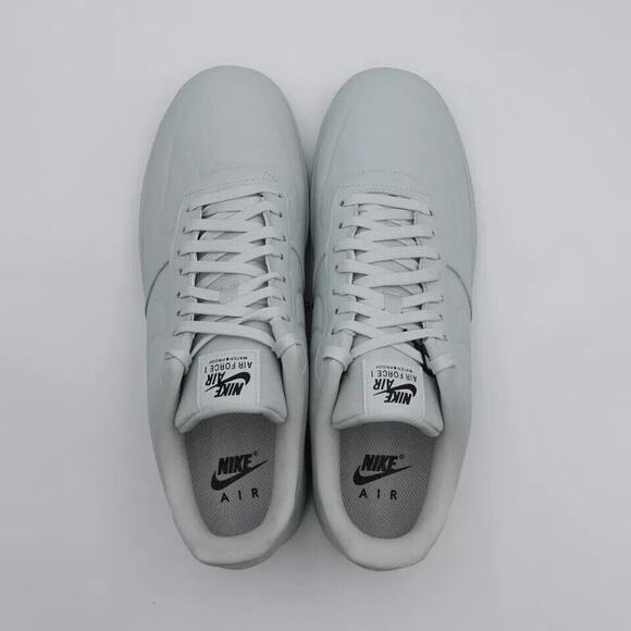 Size 13 Men\'s Nike Air Force 1 Low SE Waterproof Sneaker FB8875-002 Light Silver